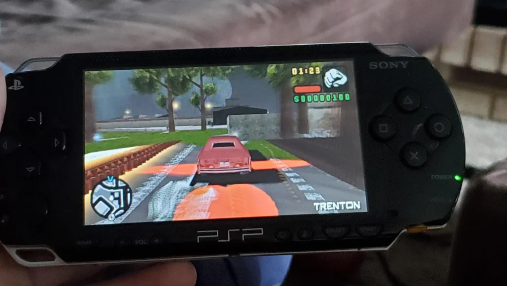 بازی gta lcs در psp